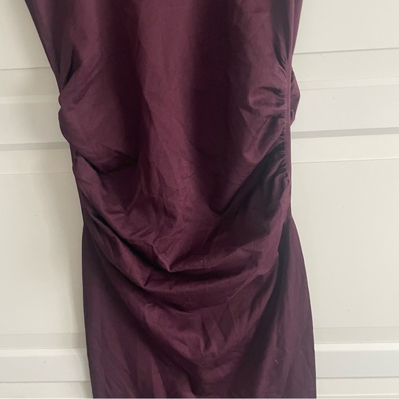 New! Mindd Burgundy Knit Sleeveless Ruched Midi Dress 20140 - Picture 6 of 9